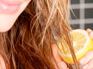 Наносити чистий сік лимона на все волосся не варто, запевняю, результат радості не викличе, а ось на окремі прядки цілком можливо